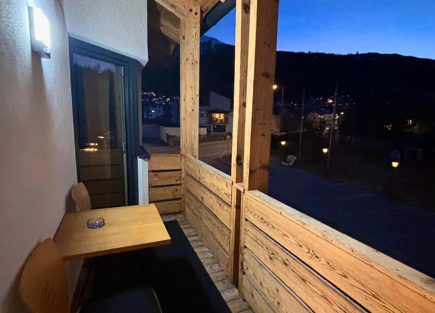 Schöne 4-Zimmer Wohnung mitten in den Alpen Innsbruck Apartment